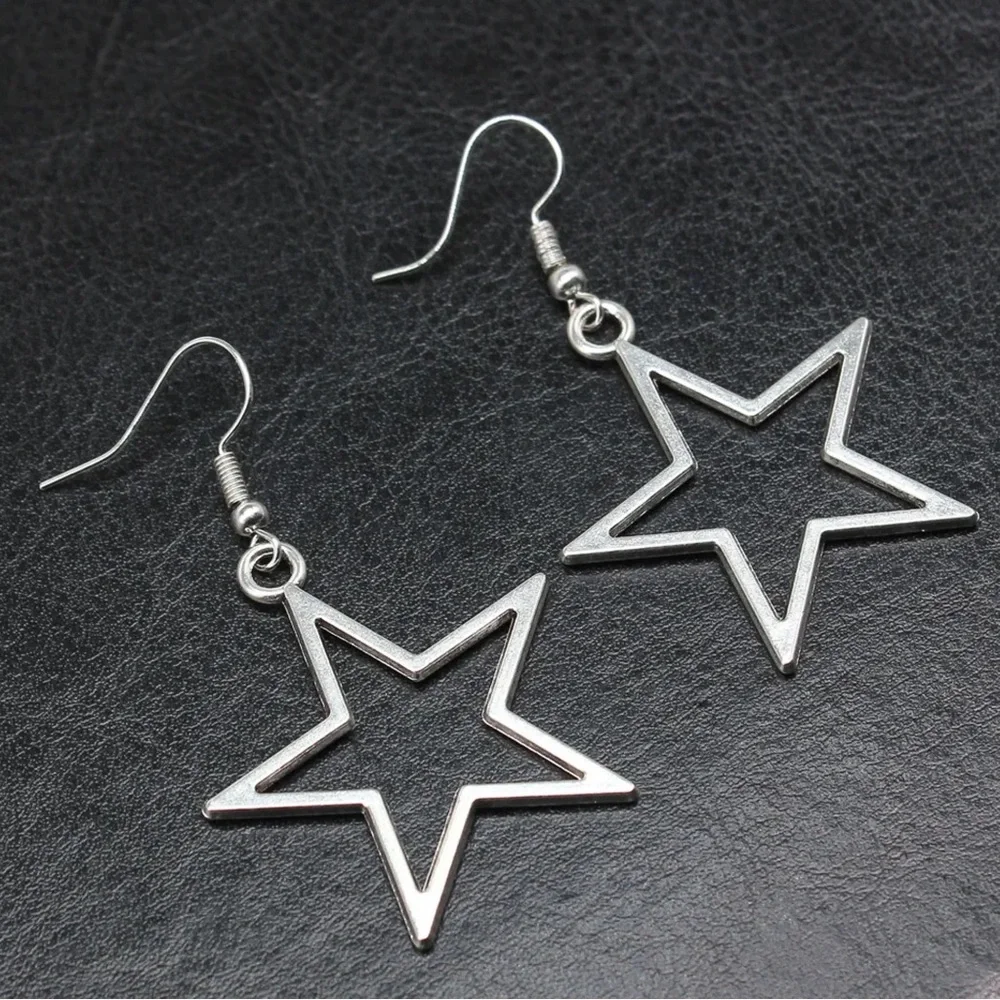 Silver Lightweight Laser-cut Leaf Earrings - Picture 2 of 5